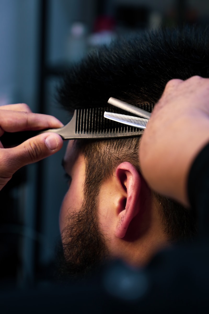 Bartpflege mit dem Haarschneider